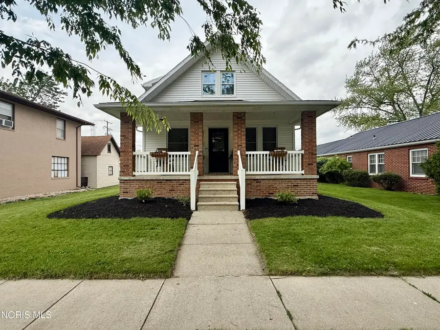 205 Vine Street, Archbold, OH 43502 - #2