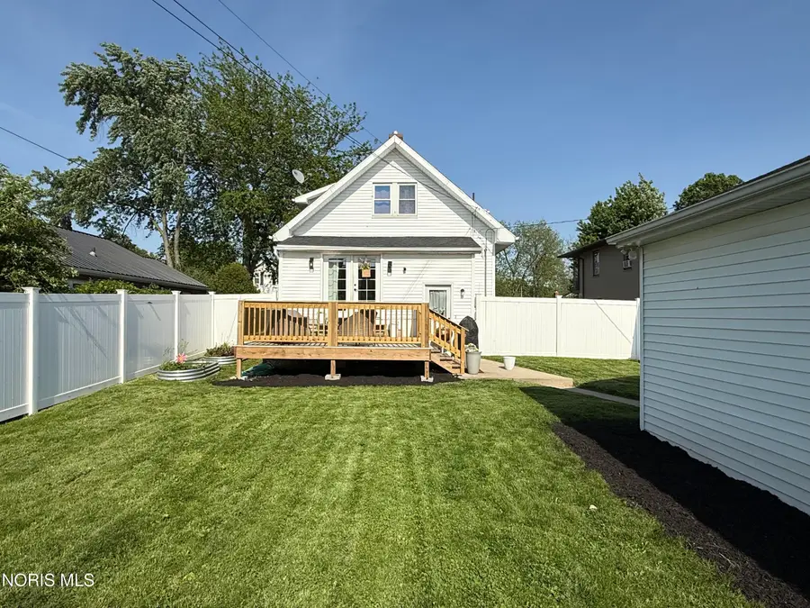 205 Vine Street, Archbold, OH 43502 - #3