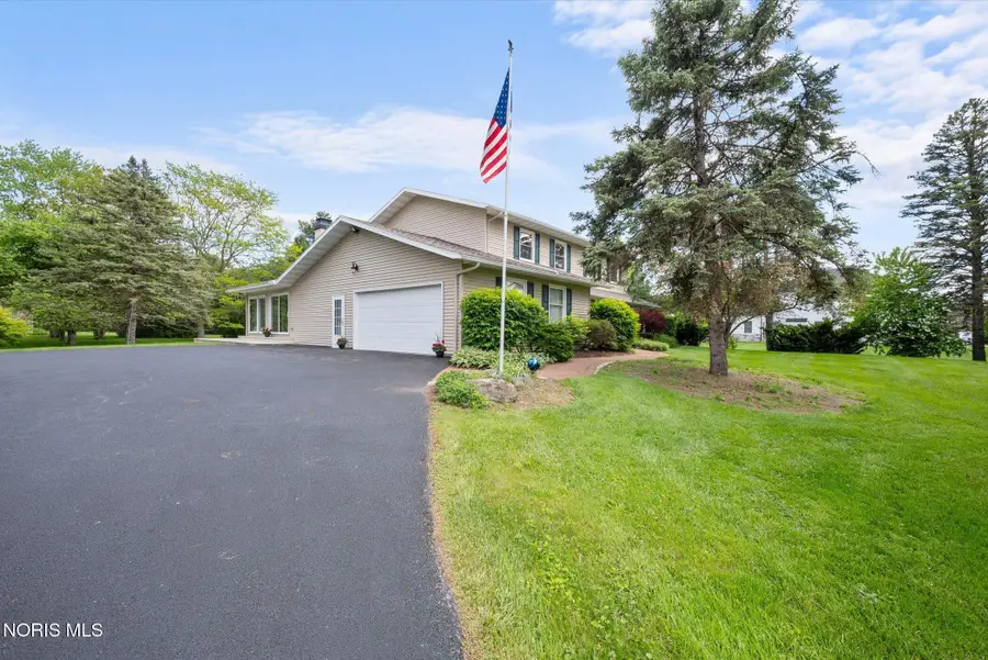 4255 Albon Road, Monclova, OH 43542 - #2