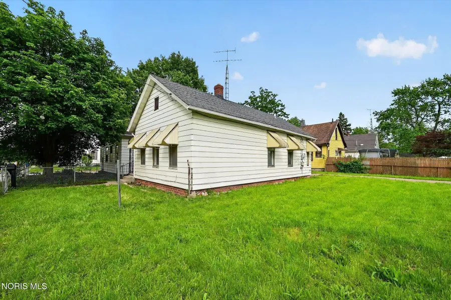 2938 Chase Street, Toledo, OH 43611 - #2