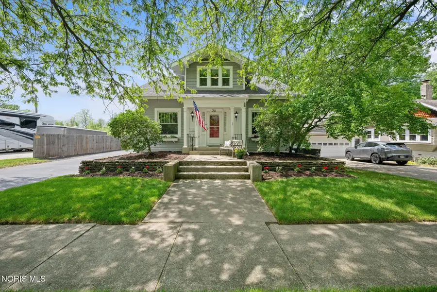 311 N Main St, Swanton, OH 43558 - #3