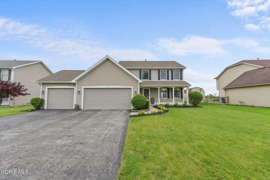 1607 Horseshoe Bend Dr, Perrysburg, OH 43551 - #3