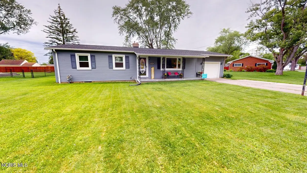 509 Guernsey Drive, Fremont, OH 43420 - #1