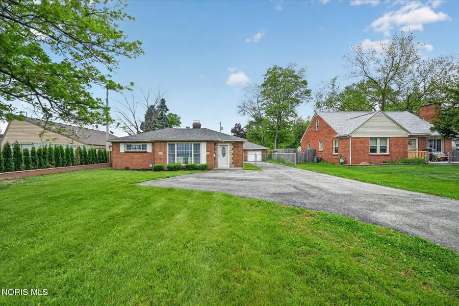 5615 Elliott Road, Sylvania, OH 43560 - #2