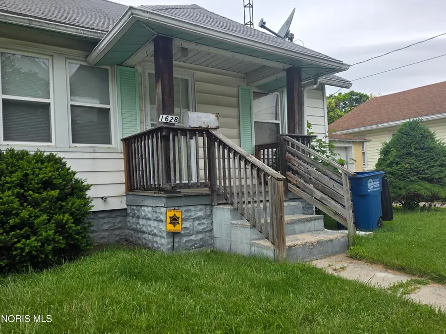 1628 Lebanon Street, Toledo, OH 43605 - #3