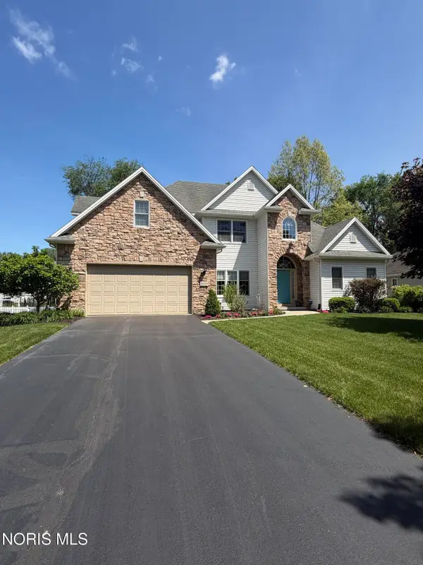 1019 Hialea Court, Holland, OH 43528