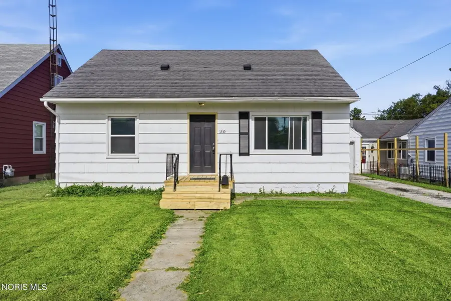 1335 N Union Street, Fostoria, OH 44830 - #2