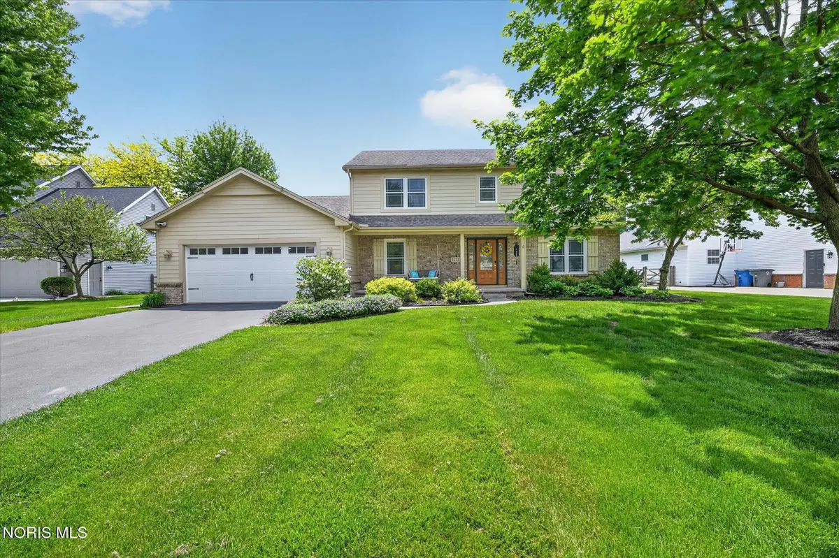 1212 Valley Bluff Drive, Perrysburg, OH 43551 - #1
