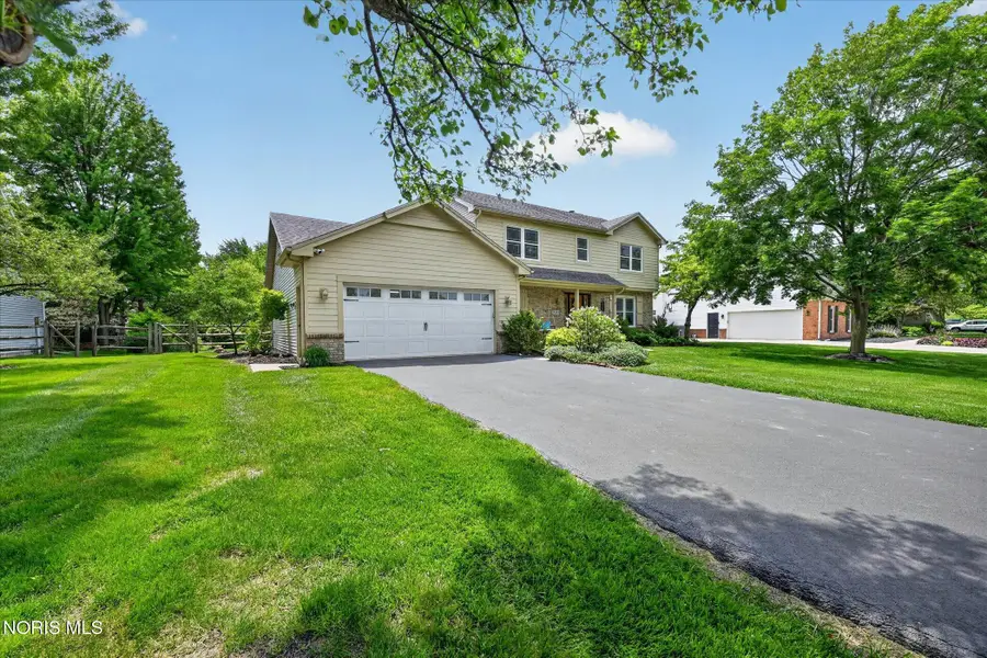 1212 Valley Bluff Drive, Perrysburg, OH 43551 - #2