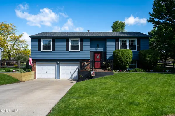 192 Birchcrest Drive, Perrysburg, OH 43551