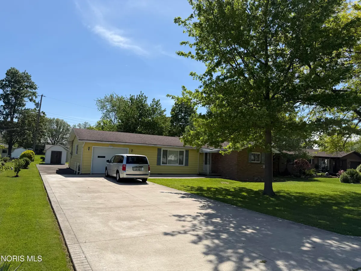 329 Westfield Avenue, Defiance, OH 43512 - #1
