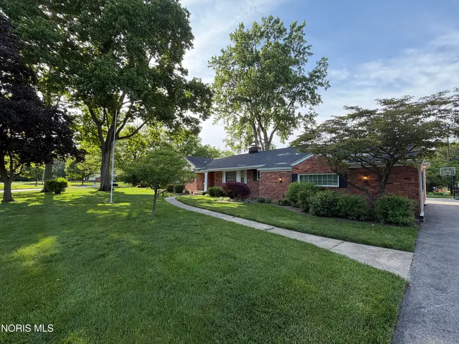 4814 Carskaddon Avenue, Toledo, OH 43615 - #3