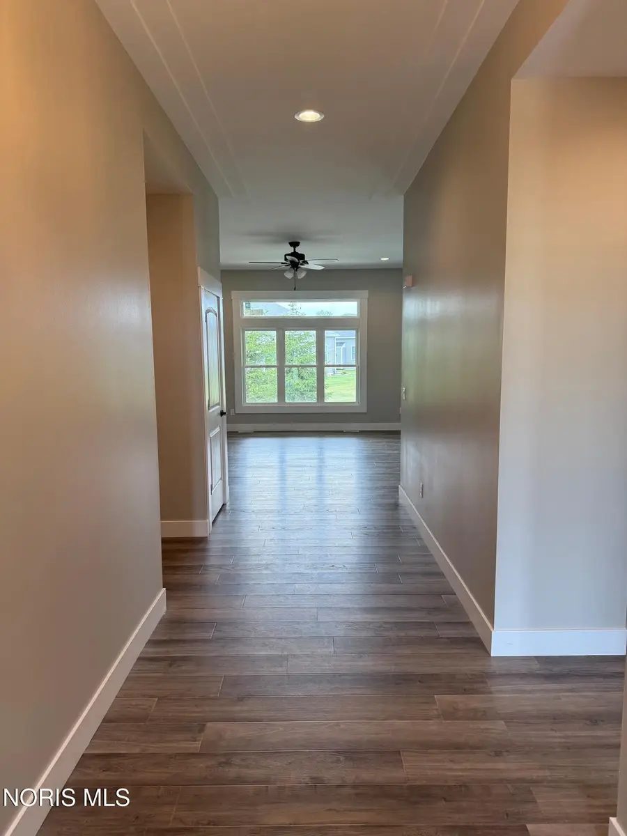2226 Gunn Road, Holland, OH 43528 - #2