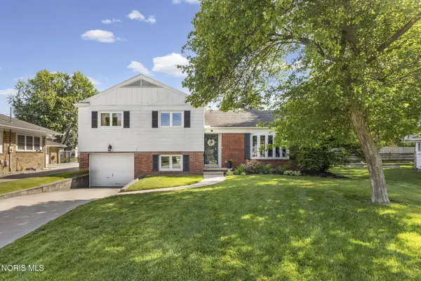 309 Hawthorne Lane, Rossford, OH 43460