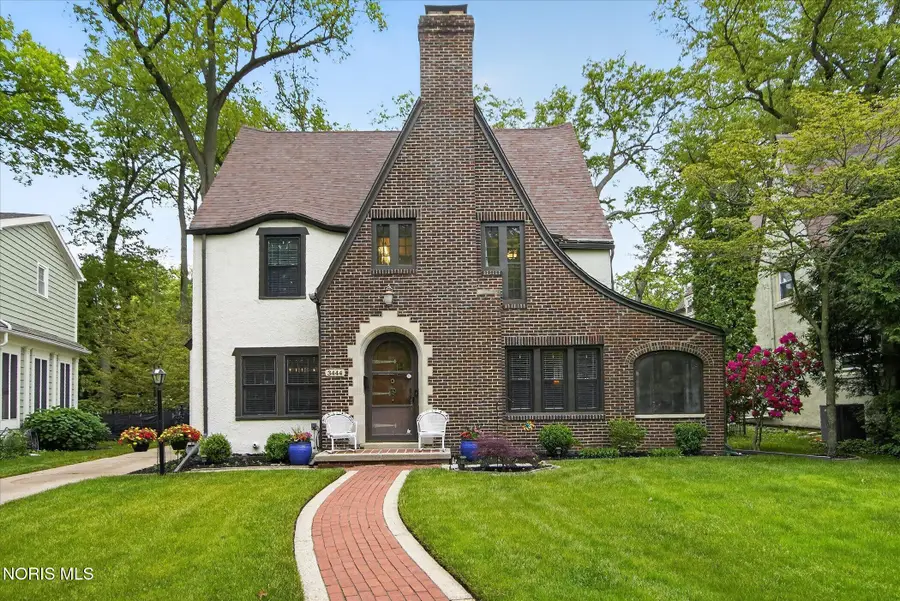 3444 Gallatin Road, Ottawa Hills, OH 43606 - #3