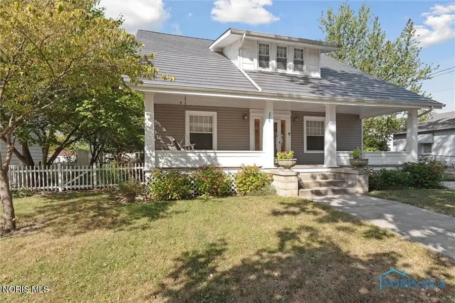 228 Vine Street, Wauseon, OH 43567 - #2