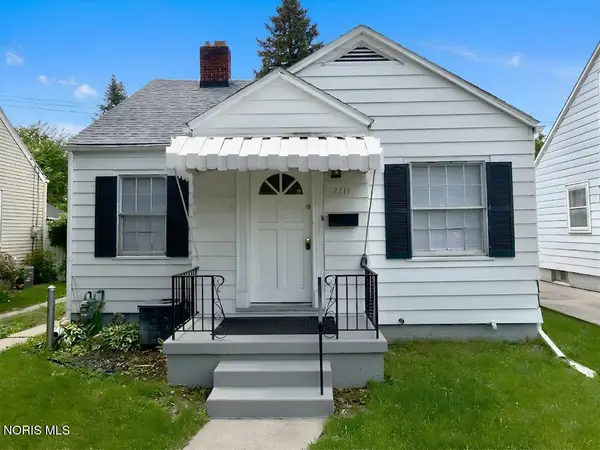 2211 W Sylvania Avenue, Toledo, OH 43613