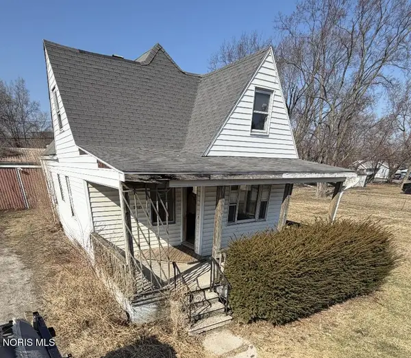 2045 La France Street, Oregon, OH 43616