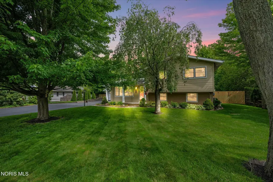 23694 E 2nd Street, Grand Rapids, OH 43522 - #2