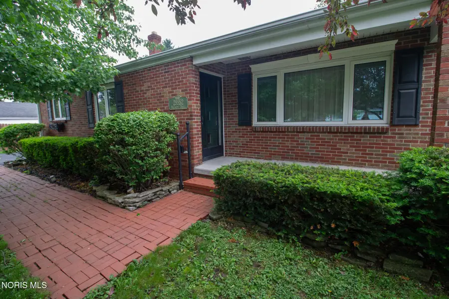 25882 Mccarty Drive, Perrysburg, OH 43551 - #3