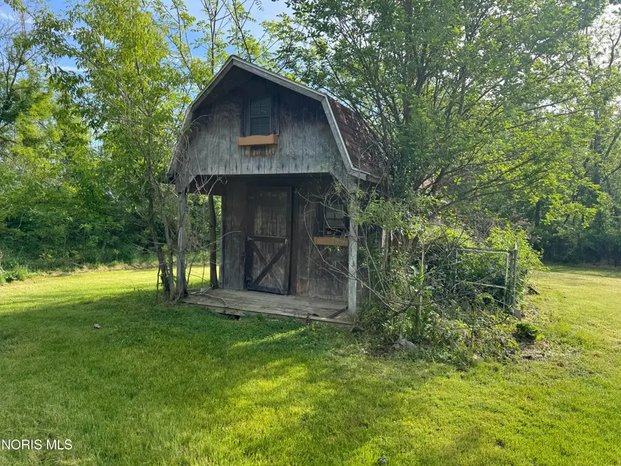501 Briarwood Lane, Pioneer, OH 43554 - #3