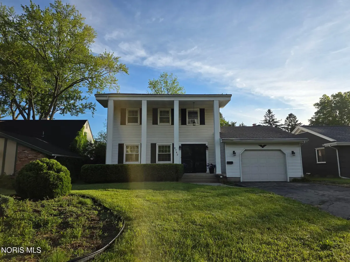 4742 Imperial Drive, Toledo, OH 43623 - #1