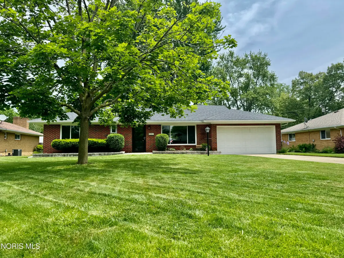 6004 Angleview Drive, Sylvania, OH 43560 - #1