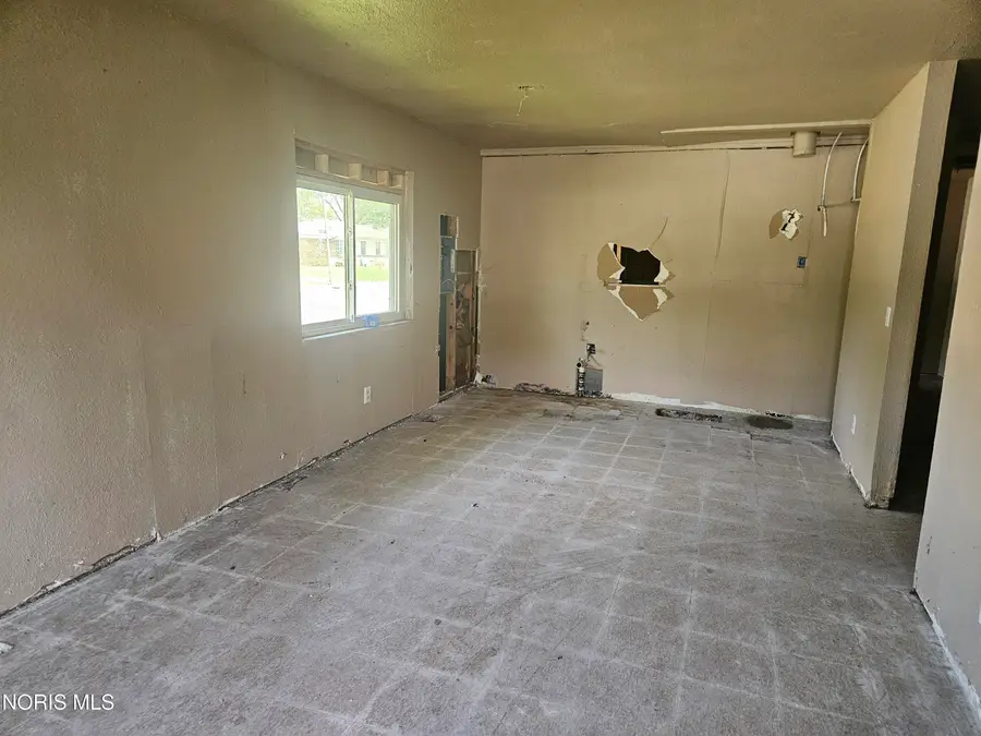 3056 Chase Street, Toledo, OH 43611 - #3