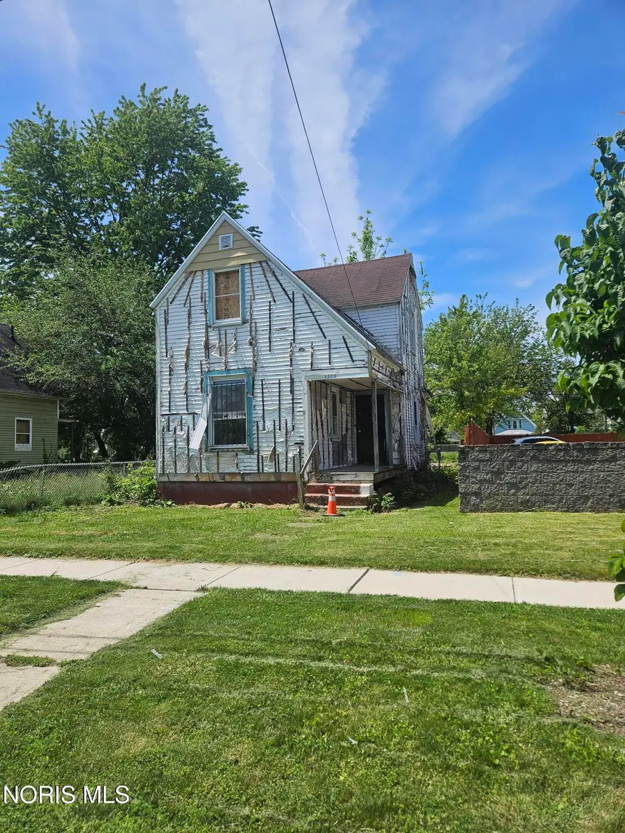 1209 Waverly Avenue, Toledo, OH 43607 - #2