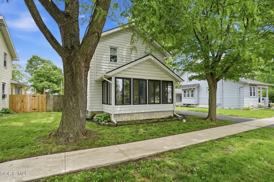 506 Defiance Avenue, Findlay, OH 45840 - #3
