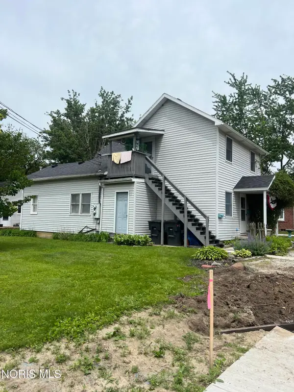 301 Leroy Avenue, Bowling Green, OH 43402