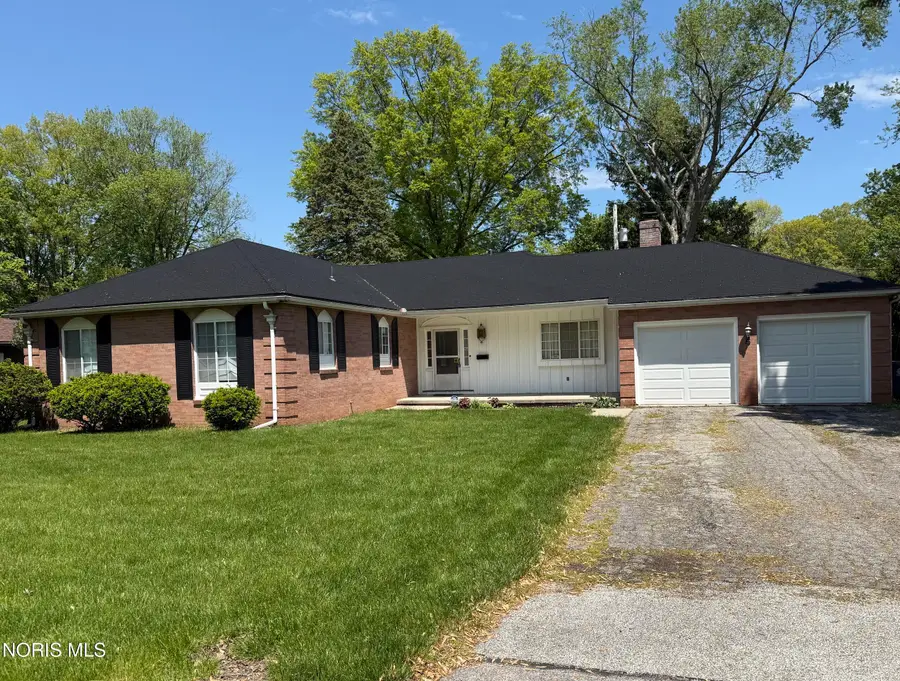 2145 Green Valley Drive, Toledo, OH 43614 - #2