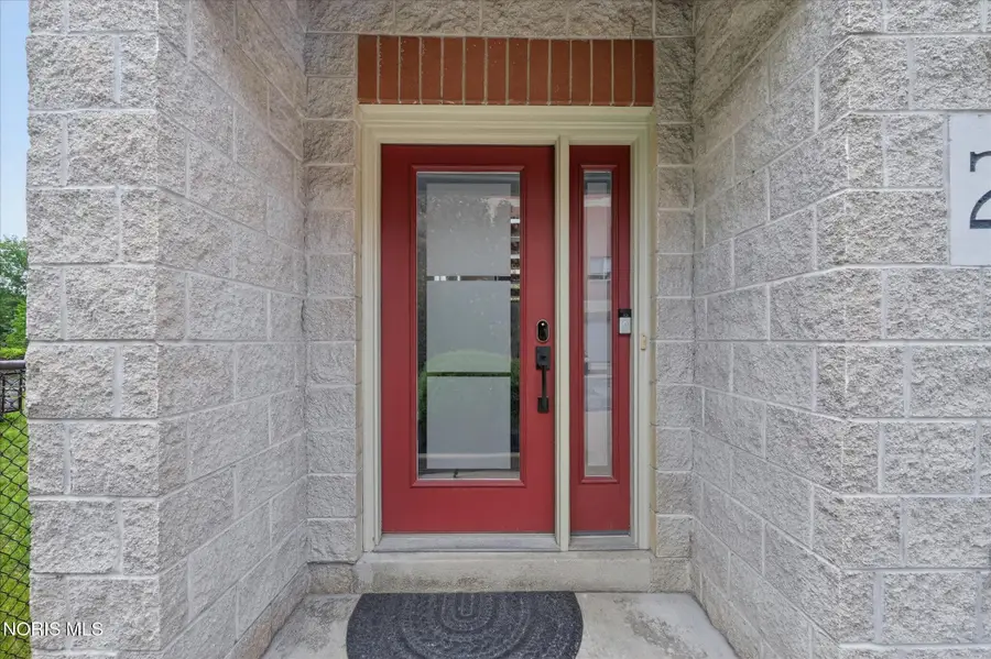 145 S Saint Clair Street #23, Toledo, OH 43604 - #2