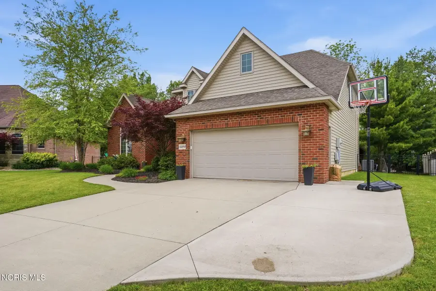 15590 Brookfield Heights, Findlay, OH 45840 - #2