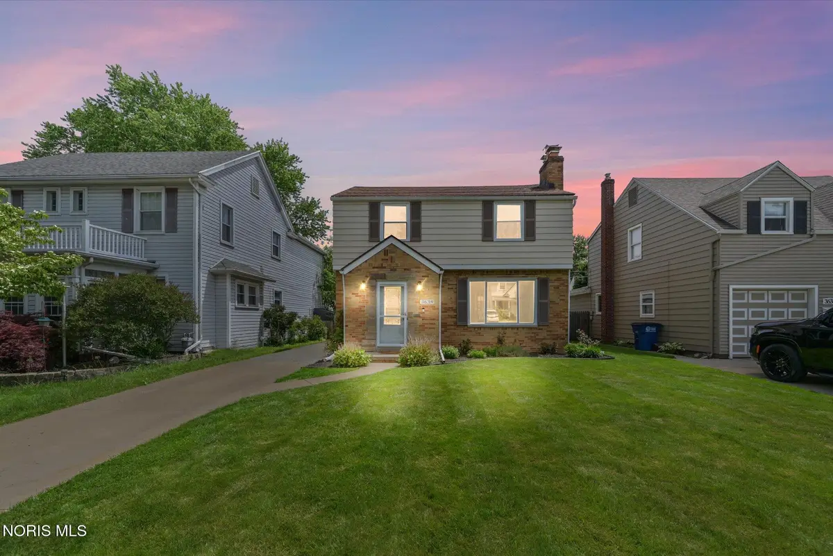 3638 Garrison Rd, Toledo, OH 43613 - #1