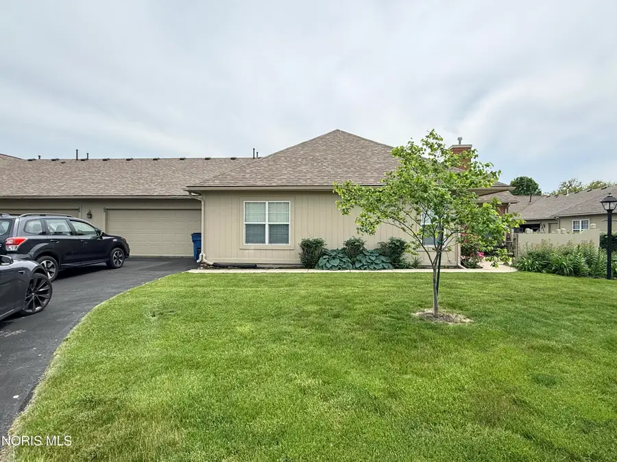 3524 Bayberry Place, Oregon, OH 43616 - #2