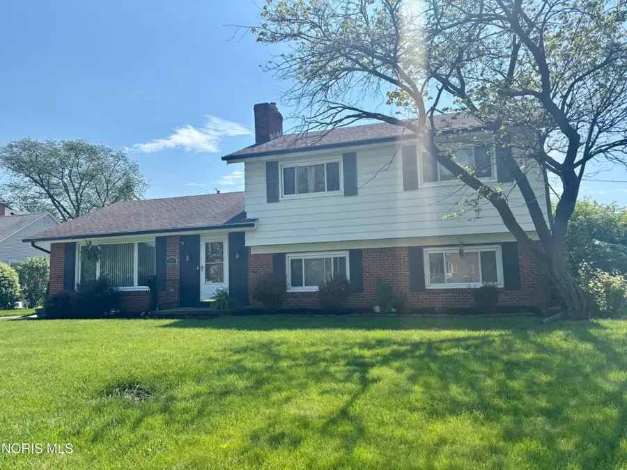 3609 Beverly Drive, Toledo, OH 43614 - #3