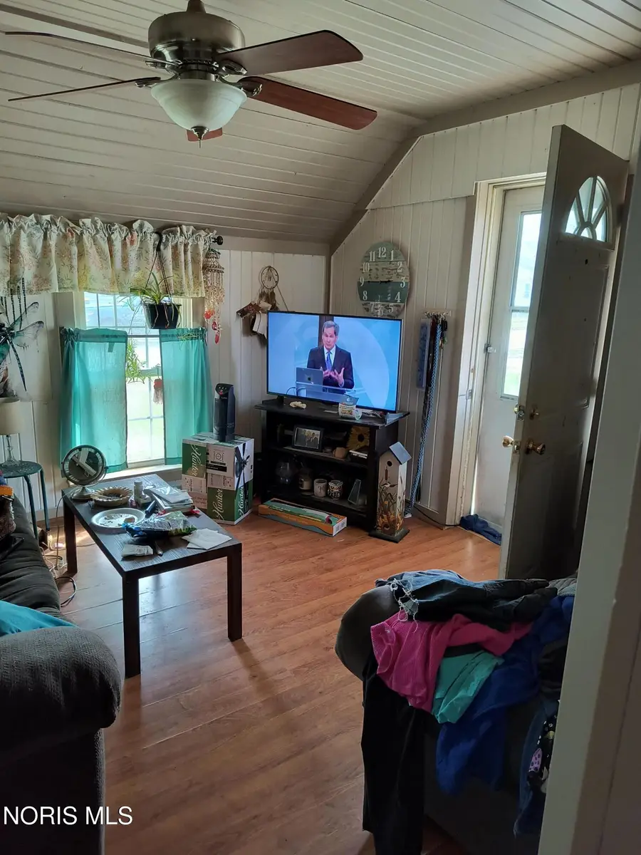 105 Elmwood Avenue, Delta, OH 43515 - #3
