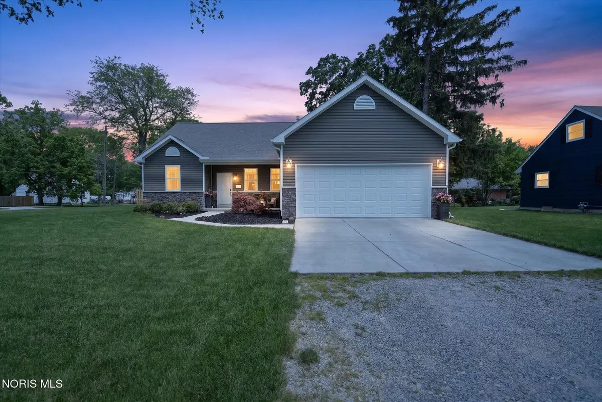 922 Corey Street, Maumee, OH 43537 - #1
