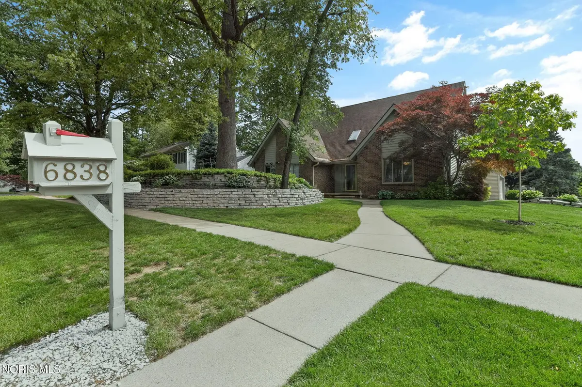 6838 Oakshade Road, Sylvania, OH 43560 - #1