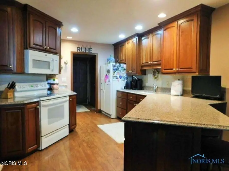 304 Oakview Drive, Ottawa, OH 45875 - #3