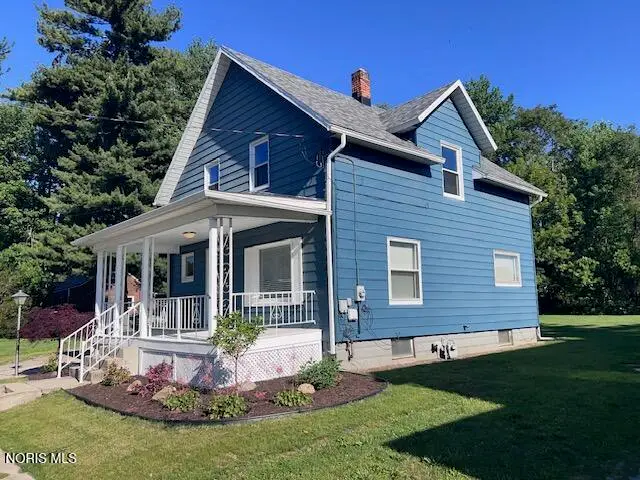 108 W Saint Clair Street, Swanton, OH 43558 - #3