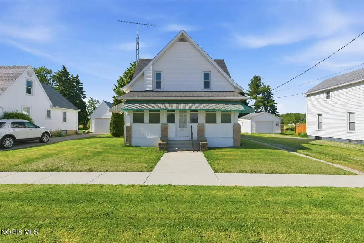 224 Kennedy Drive, Lyons, OH 43533 - #1