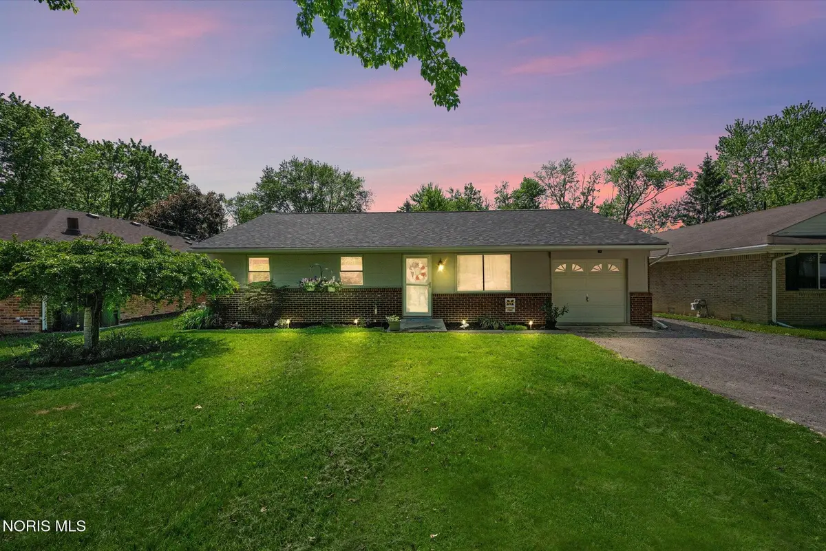 4370 Carney Drive, Maumee, OH 43537 - #1