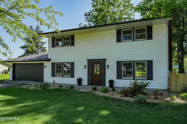 123 Oak Park Drive, Hicksville, OH 43526