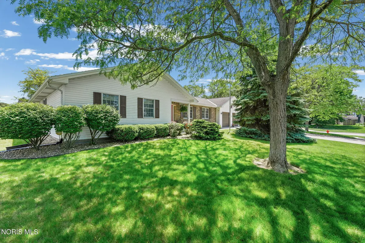 823 Nutmeg Lane, Findlay, OH 45840 - #1