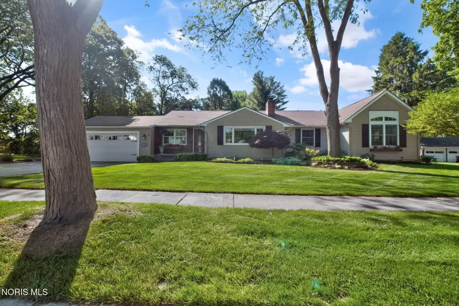 142 Wilkshire Drive, Waterville, OH 43566 - #3