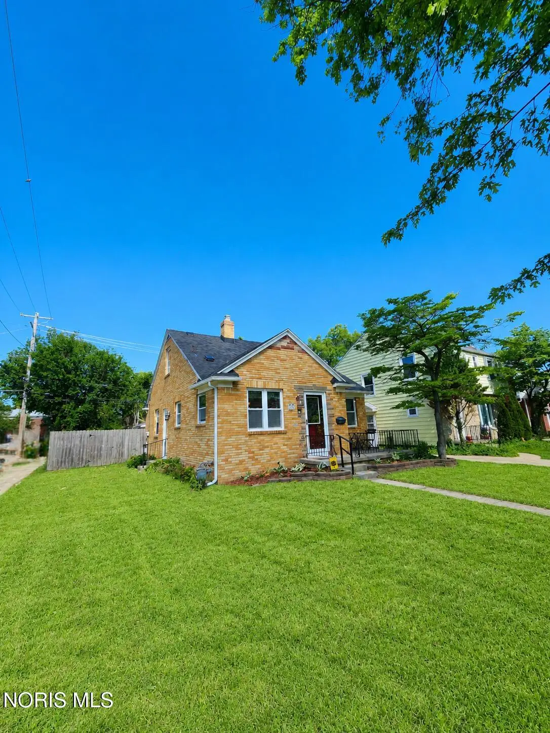 2701 Latonia Boulevard, Toledo, OH 43606 - #1