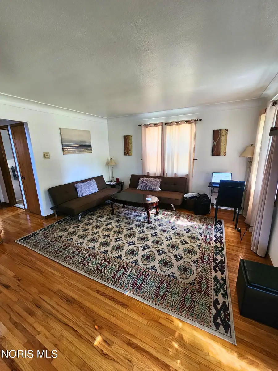 2701 Latonia Boulevard, Toledo, OH 43606 - #2