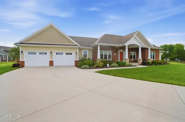 944 Heather Court, Bowling Green, OH 43402